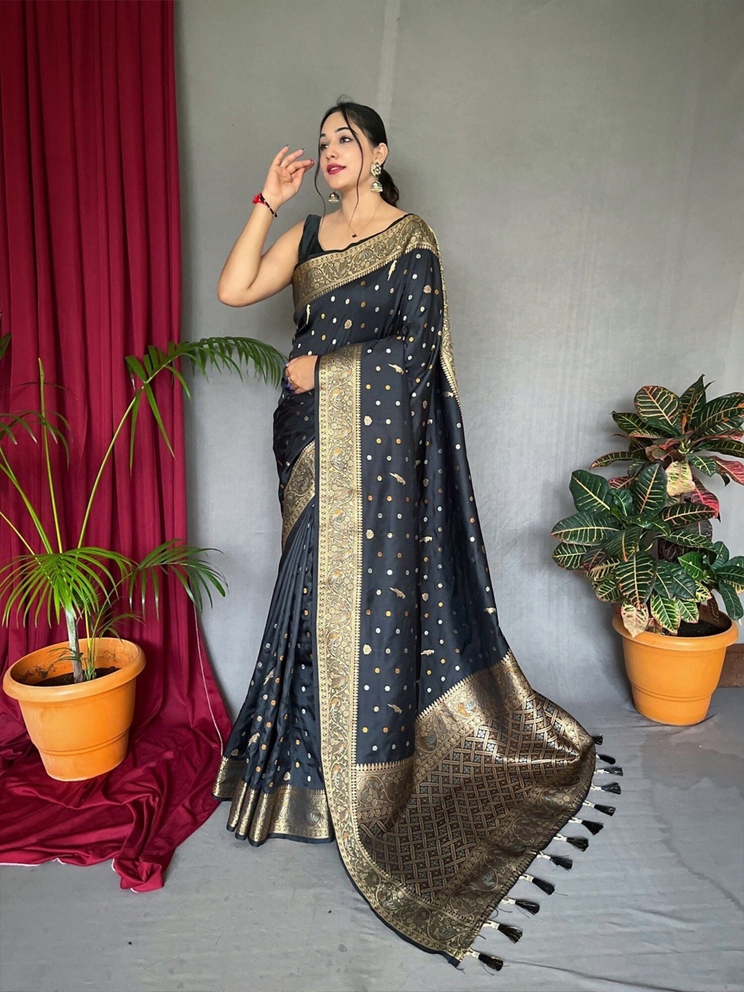 

Mitera Ethnic Motif Pure Silk Banarasi Zari Saree With Tassel, Black