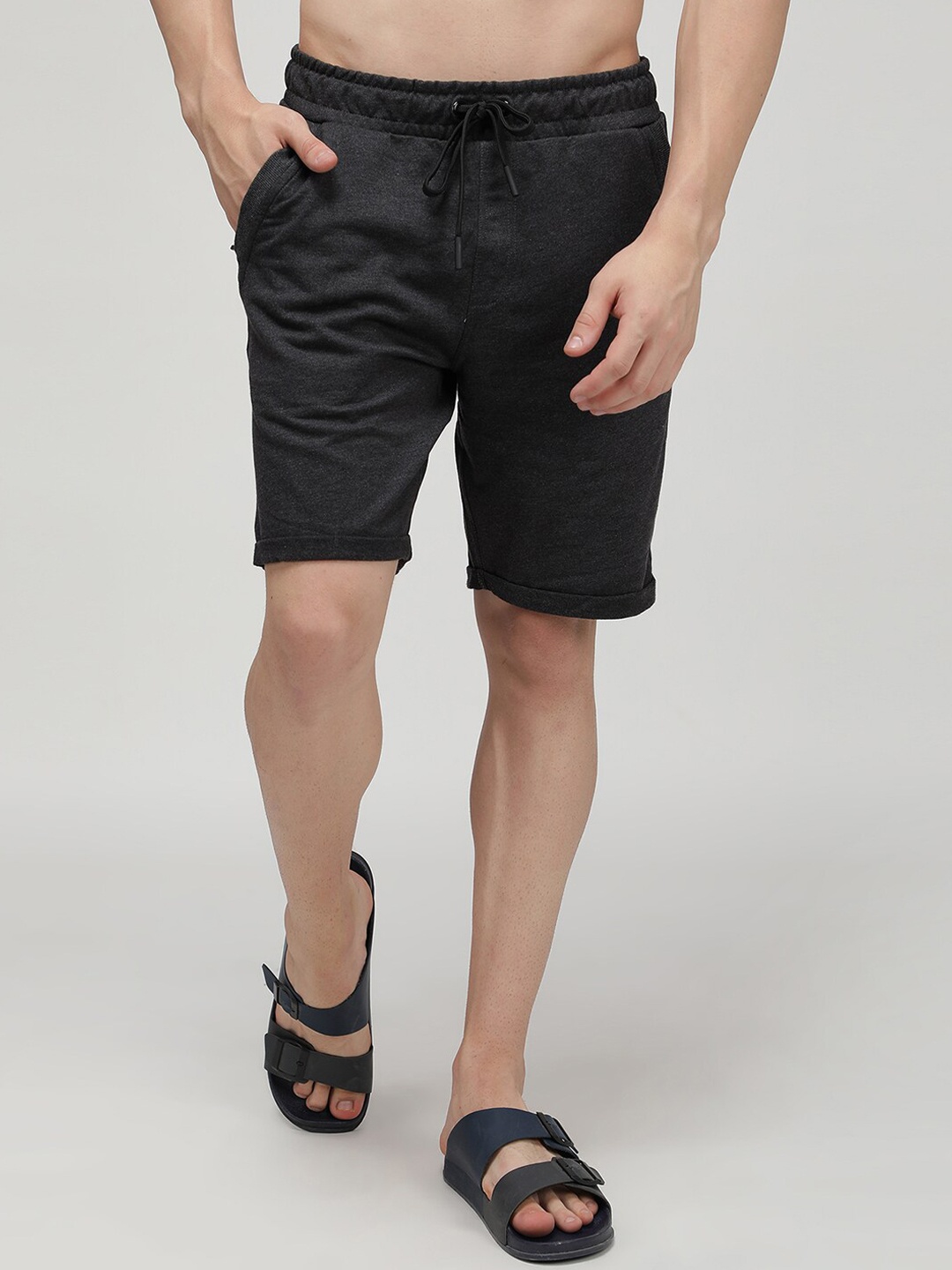

SPORTO Men Mid-Rise Cotton Outdoor Regular Shorts, Black