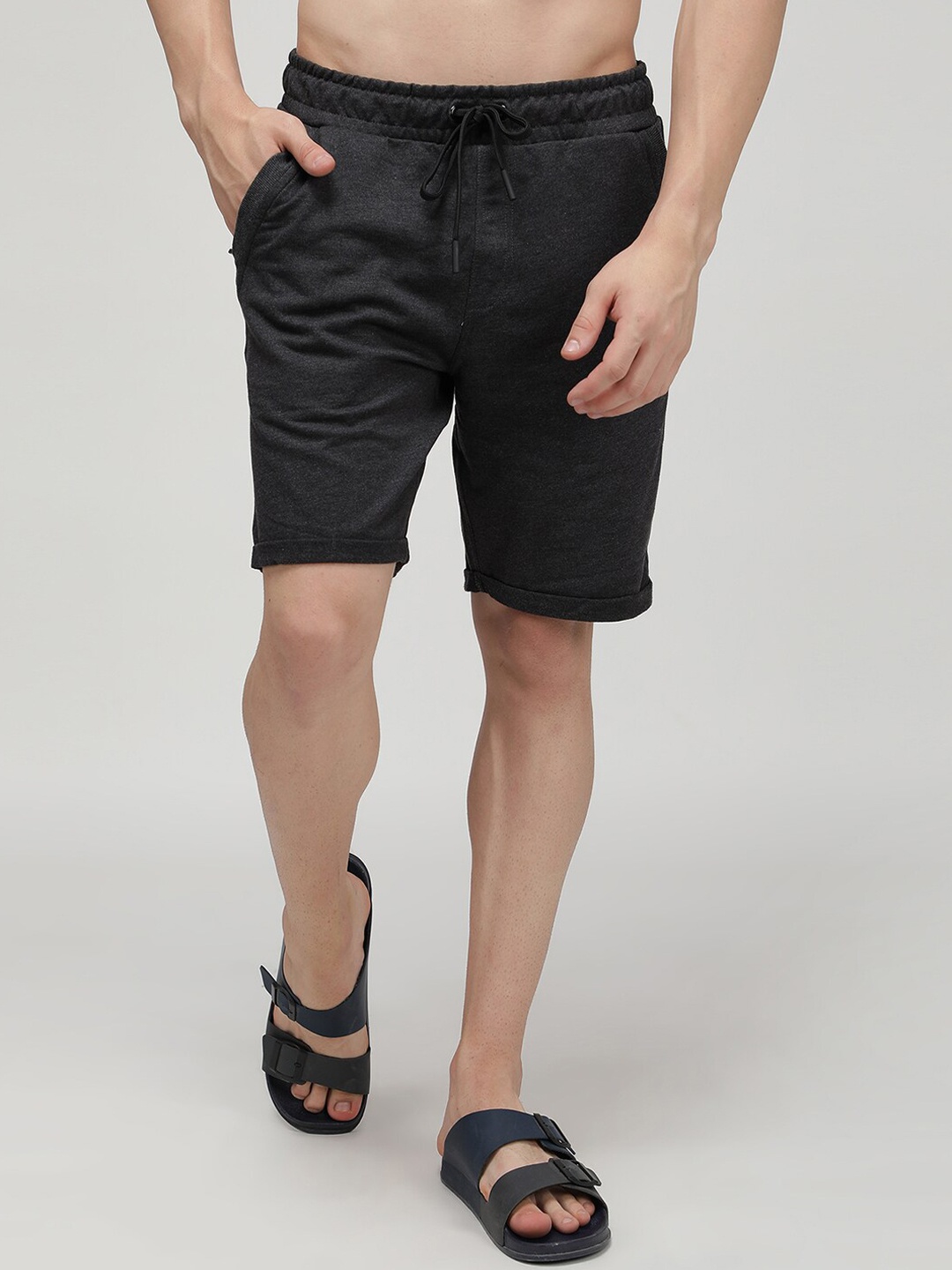 

SPORTO Men Regular-Fit Cotton Chino Shorts, Black
