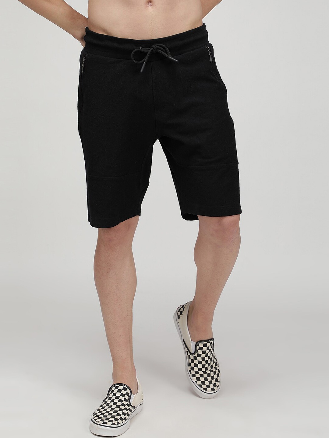 

SPORTO Men Mid Rise Outdoor Shorts, Black