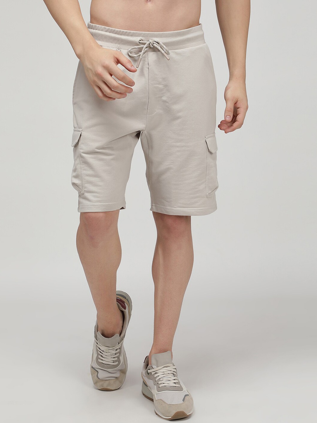 

SPORTO Men Mid Rise Outdoor Shorts, Beige