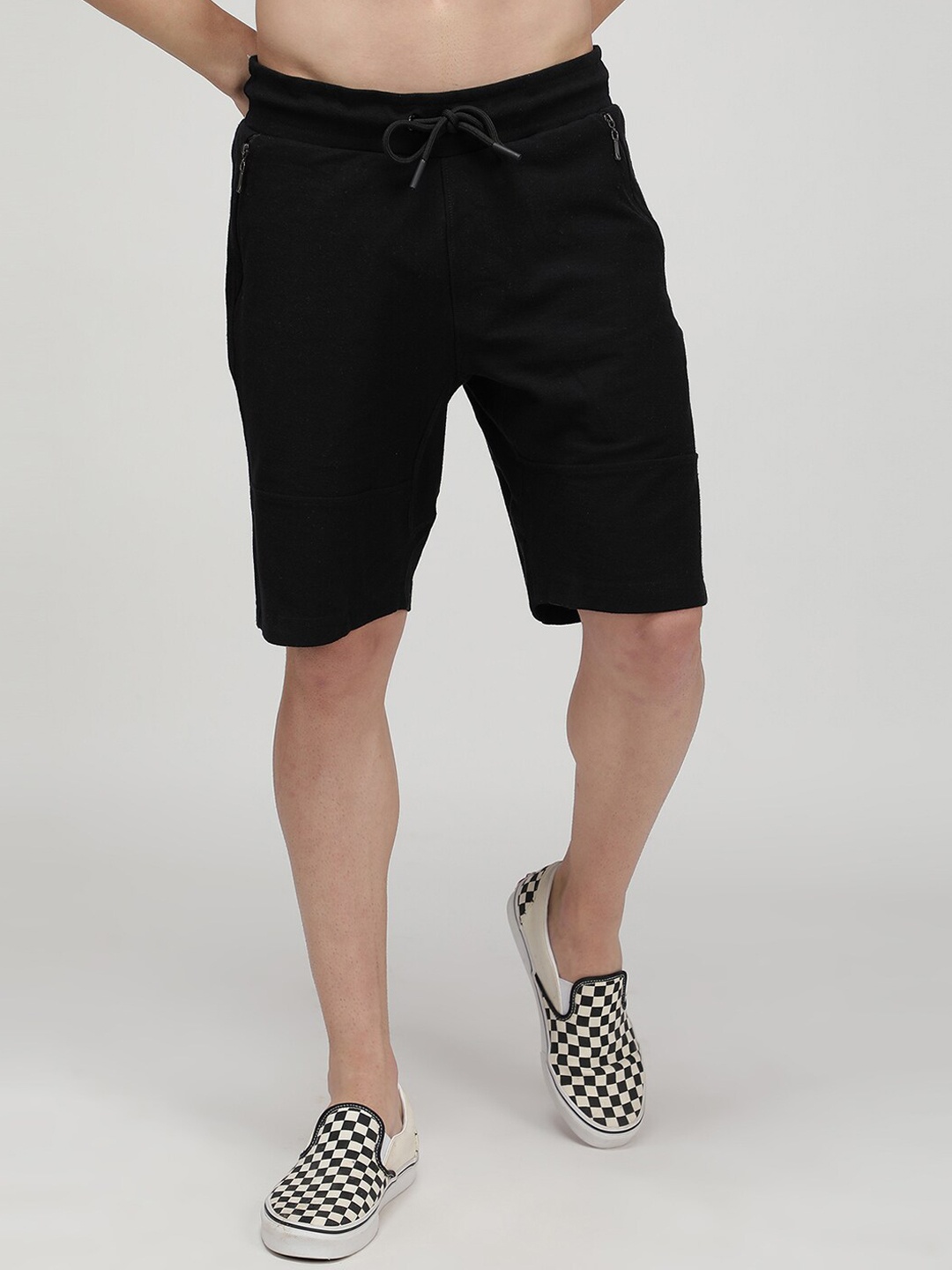 

SPORTO Men Mid Rise Outdoor Shorts, Black