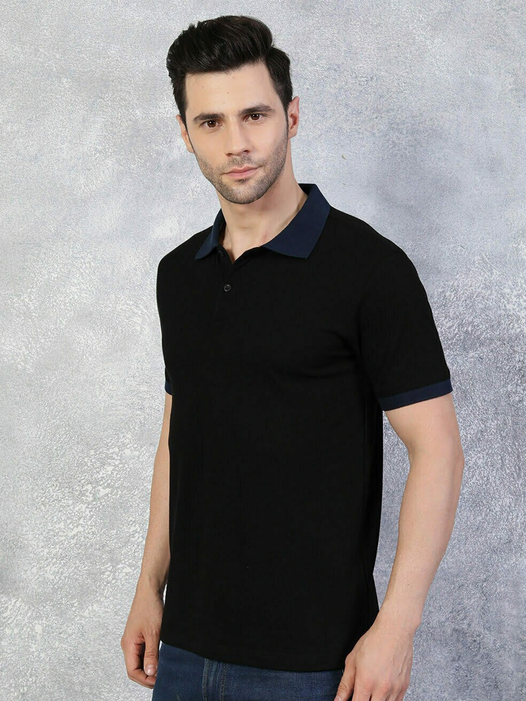 

TheBlackLover Solid Polo Collar Cotton T-shirt, Black