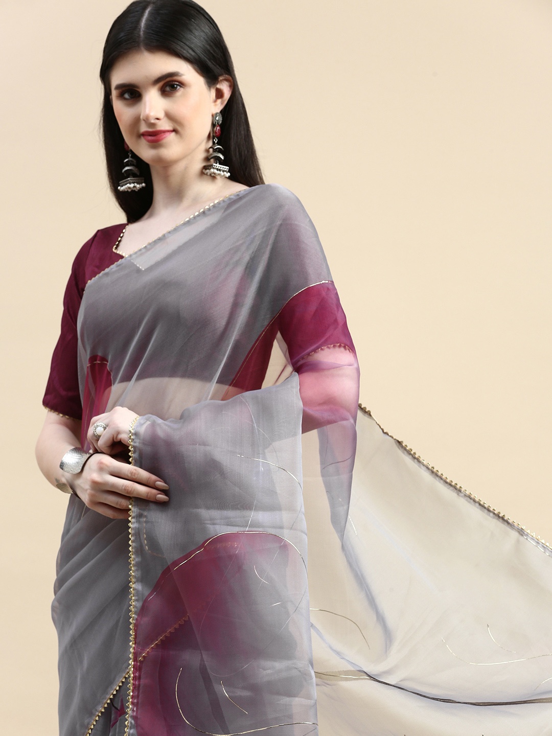 

LOOKNBOOK ART Floral Printed Gotta Patti Organza Saree, Grey