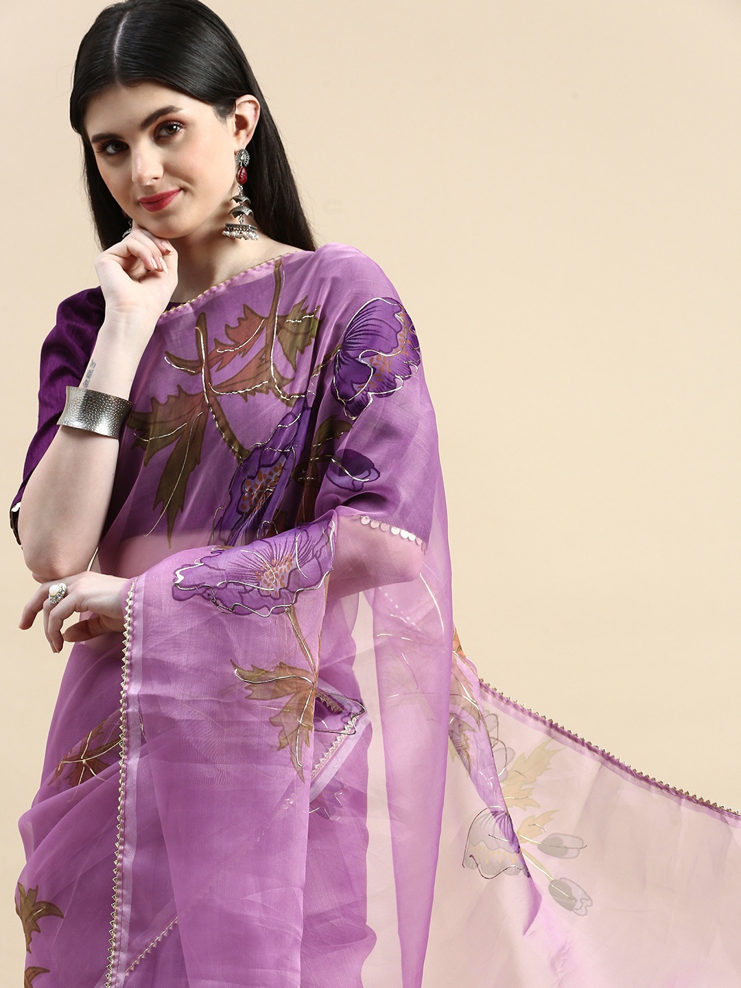 

LOOKNBOOK ART Floral Printed Gotta Patti Organza Saree, Lavender