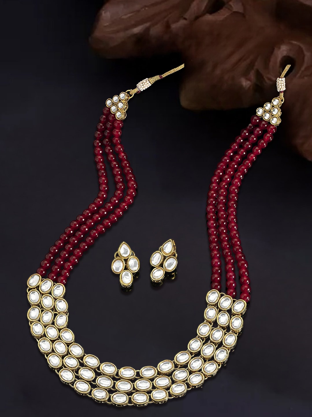 

OOMPH Gold Plated Kundan-Studded & Pearl Beaded Jewellery Set