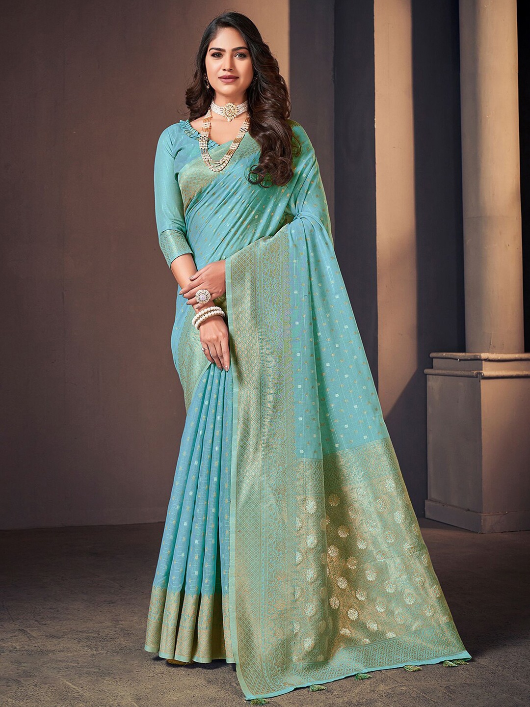

Satrani Ethnic Motif Woven Design Zari Saree, Blue
