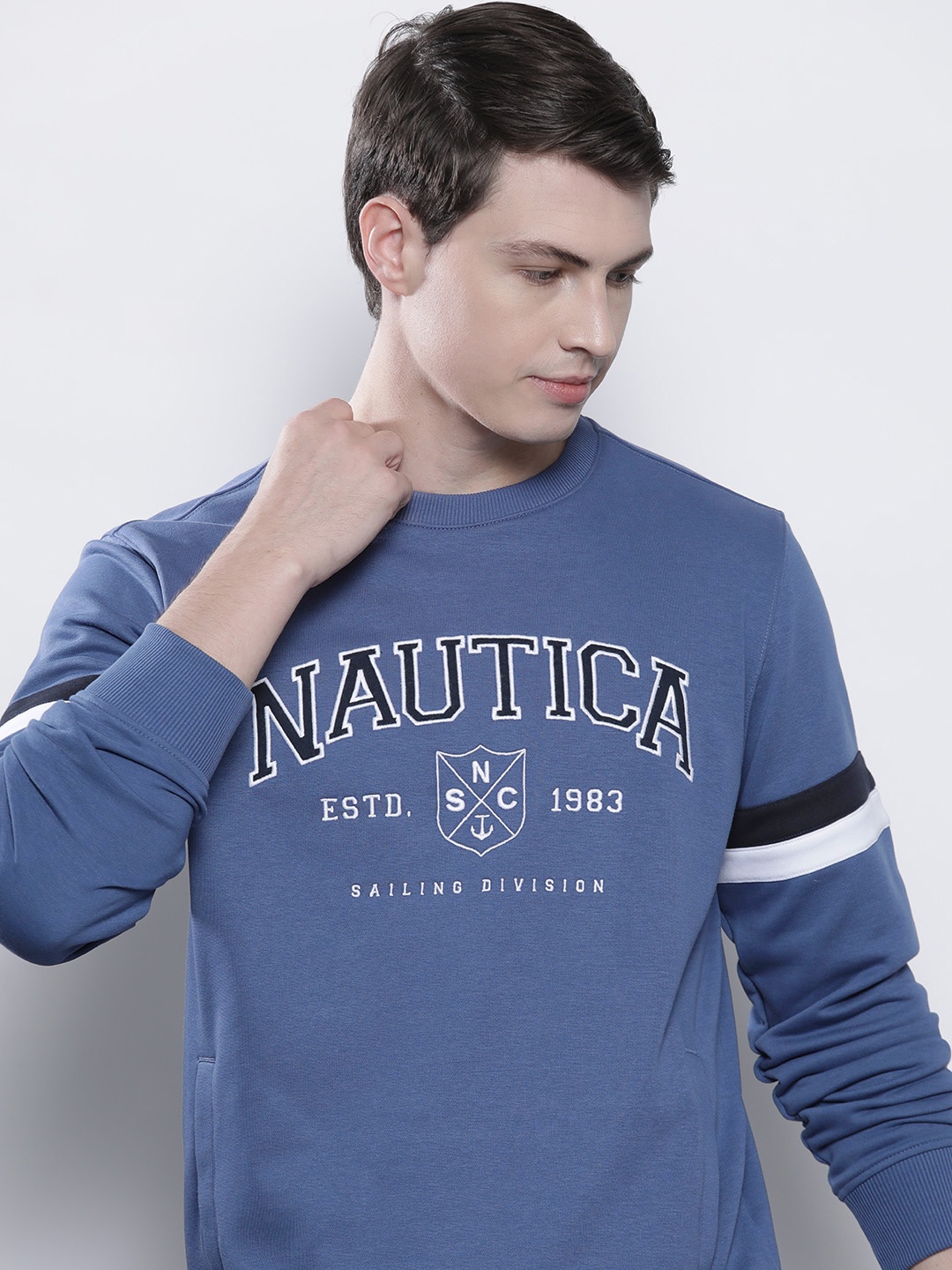 

Nautica Men Brand Logo Applique Detail Sweatshirt, Blue