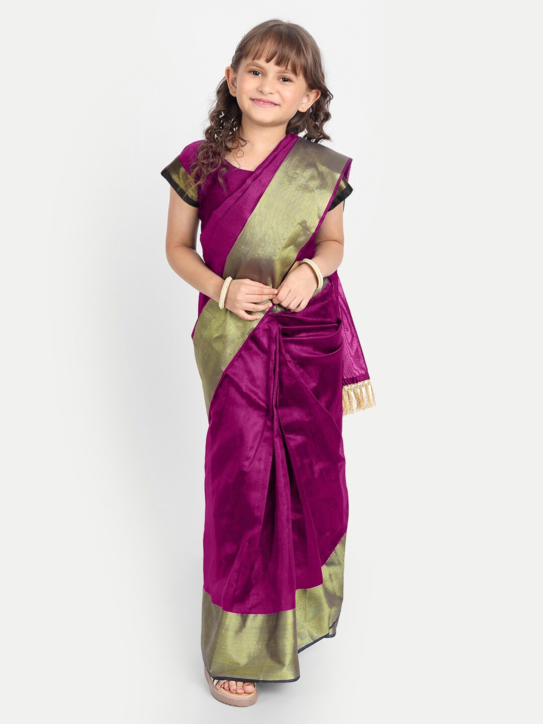 

LOOKS AND LIKES Pure Cotton Kota Zari Saree With Tassel, Magenta