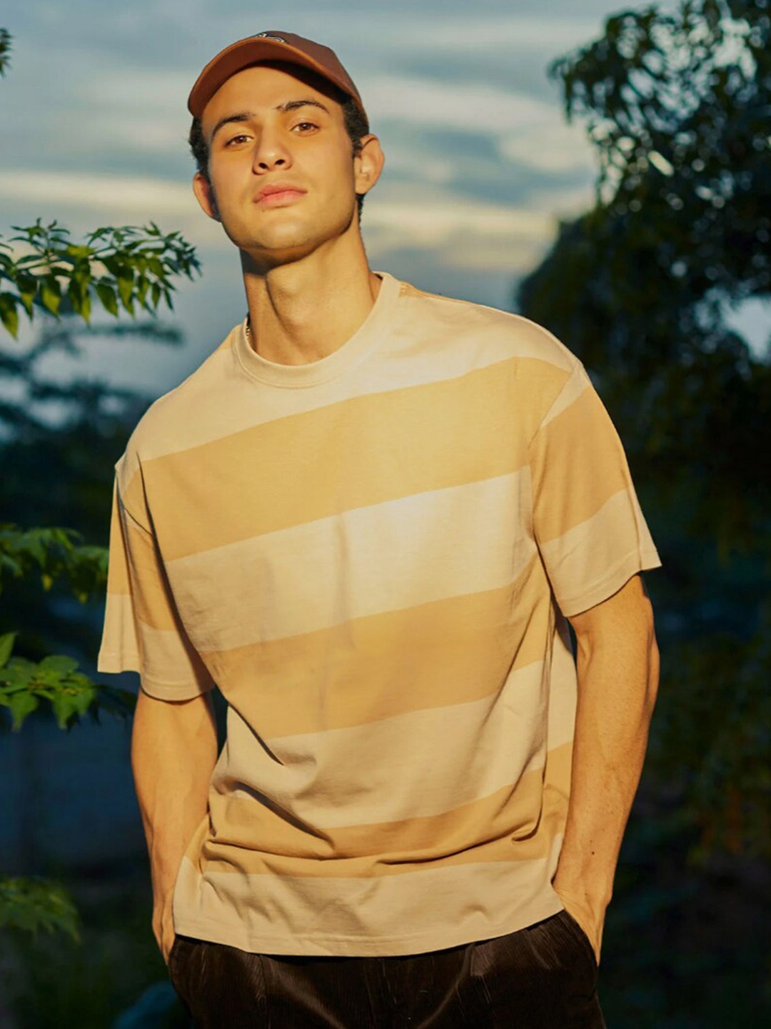 

Bonkers Corner Striped Drop Shoulder Sleeves Cotton Oversized Fit T-shirt, Beige