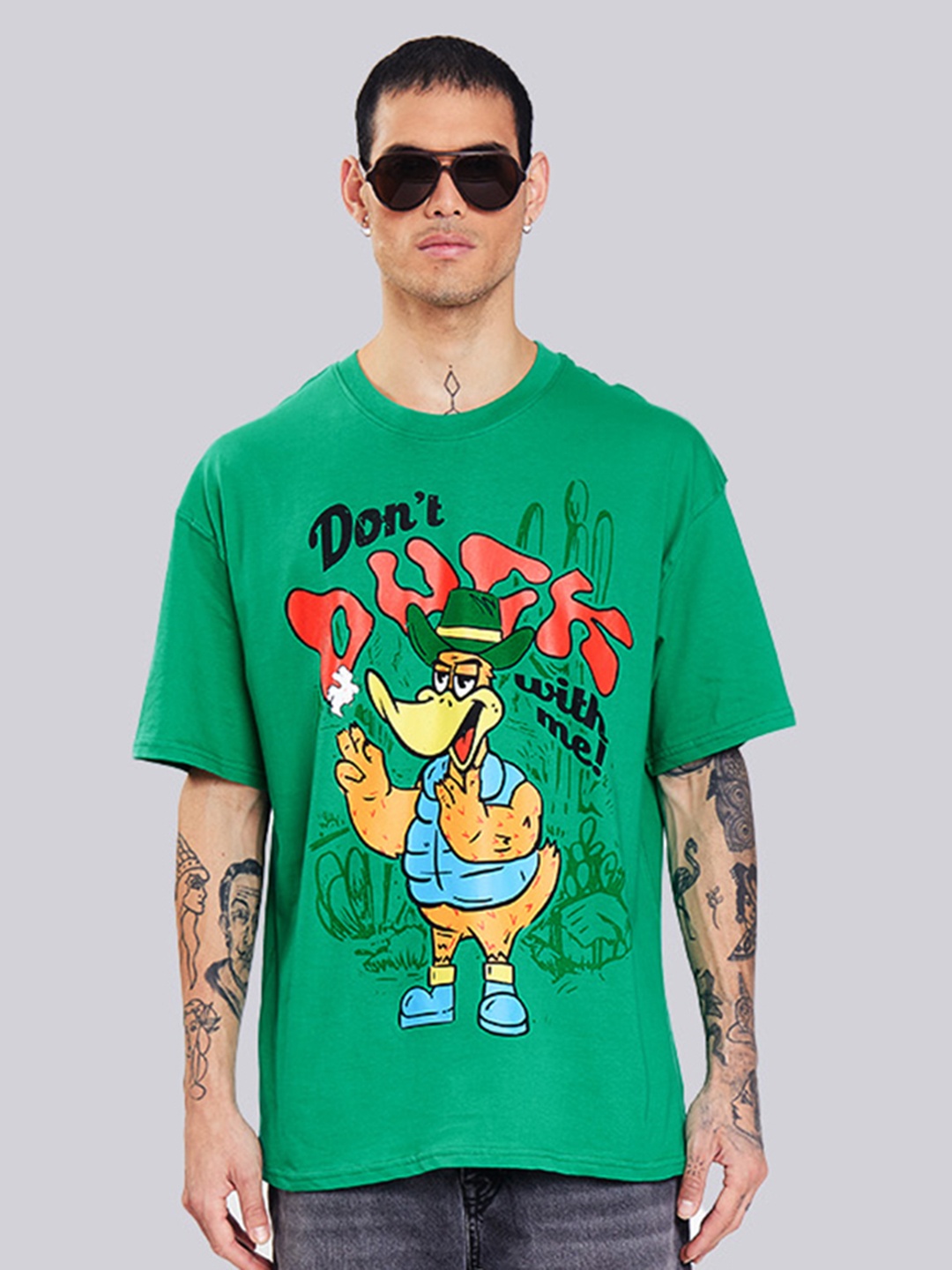 

Bonkers Corner Men Green Typography Printed Raw Edge Loose T-shirt
