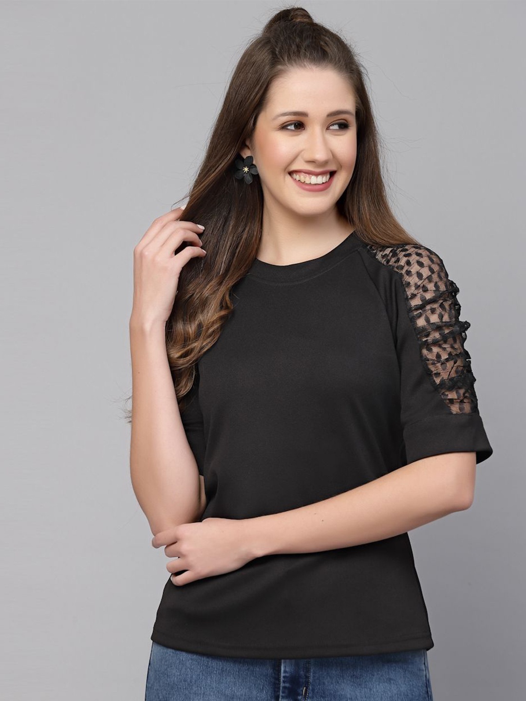 

Selvia Round Neck Raglan Sleeves Top, Black