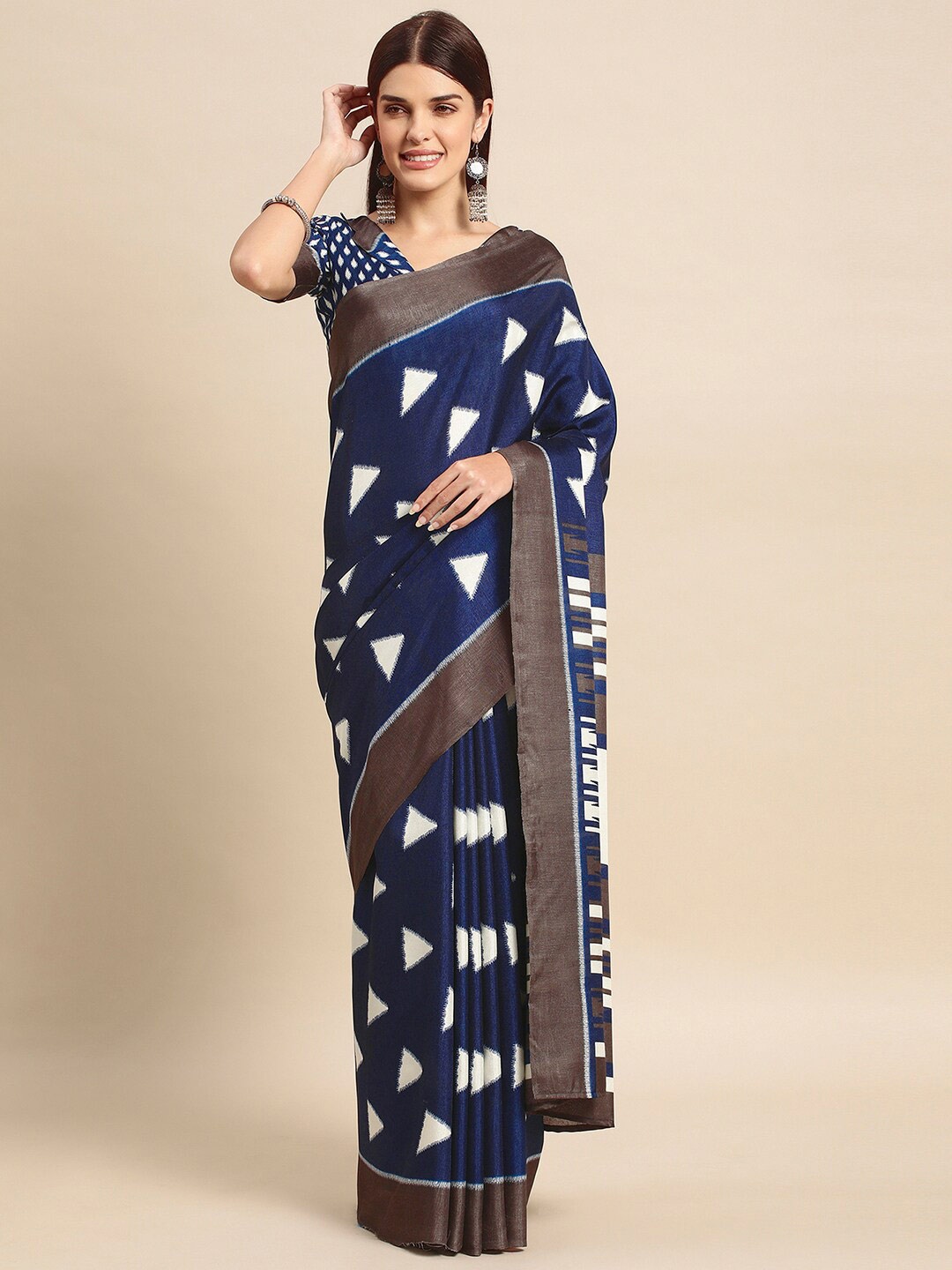 

KALINI Geometric Printed Saree, Blue