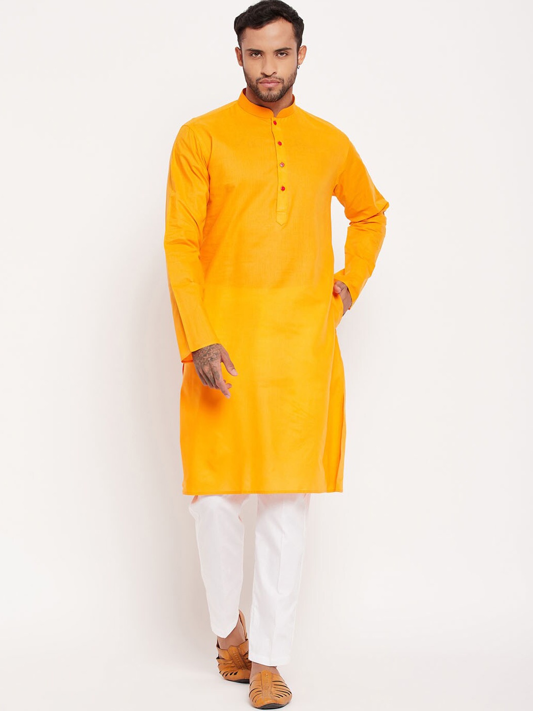 

VASTRAMAY Mandarin Collar Straight Kurta with Trousers, Orange