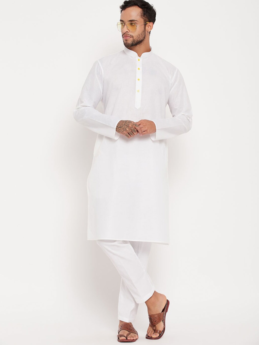 

VASTRAMAY Mandarin Collar Straight Kurta With Trouser, White