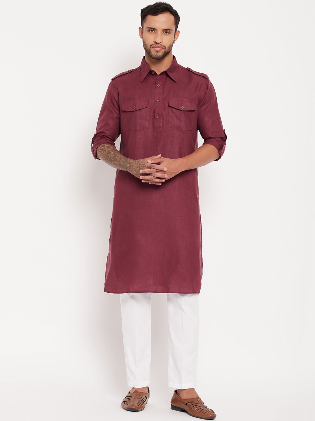 

VASTRAMAY Shirt Collar Roll Up Sleeves Pathani Kurta with Pyjamas, Purple