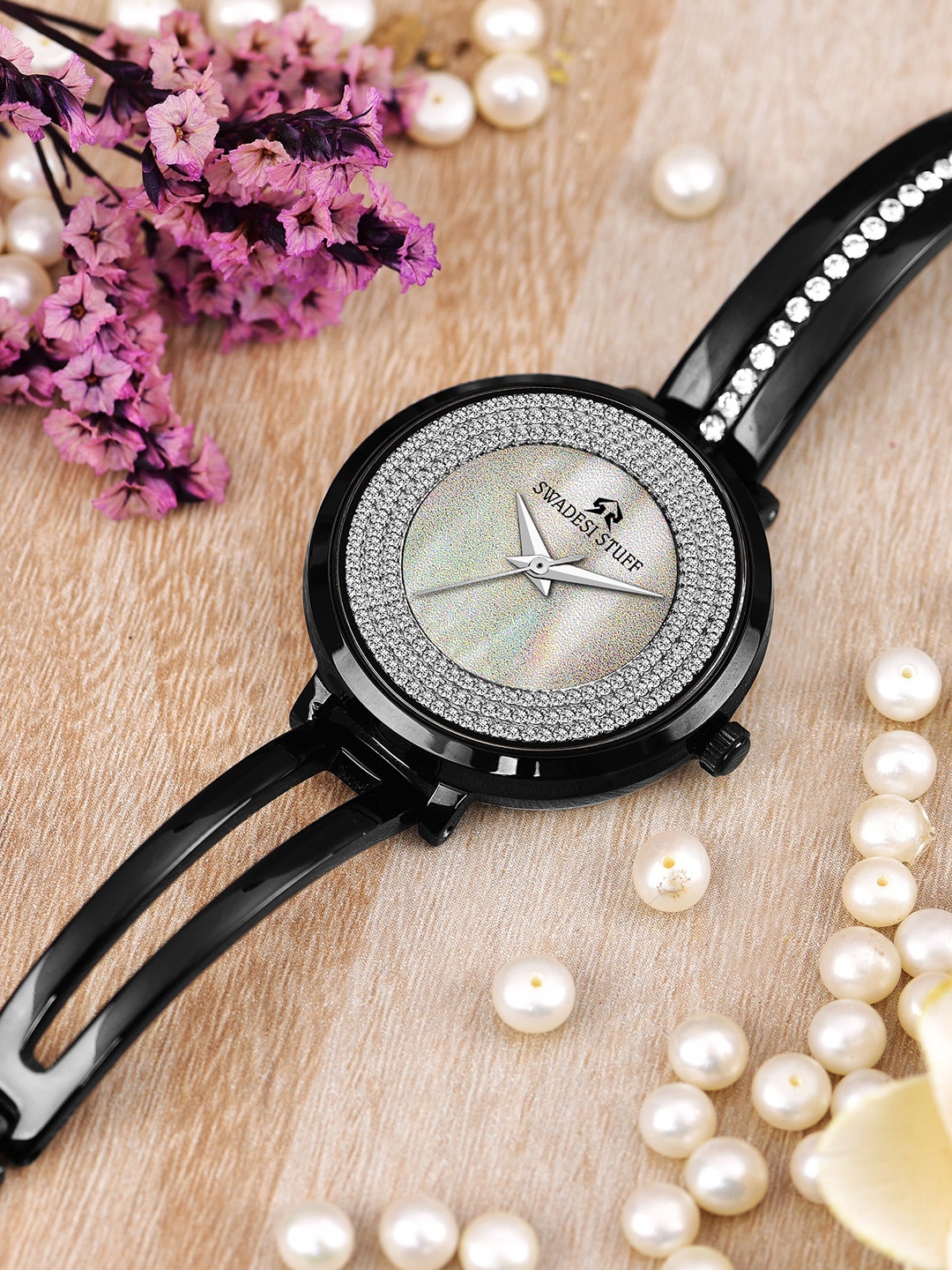 

SWADESI STUFF Women Stainless Steel Bracelet Style Straps Analogue Watch, Black