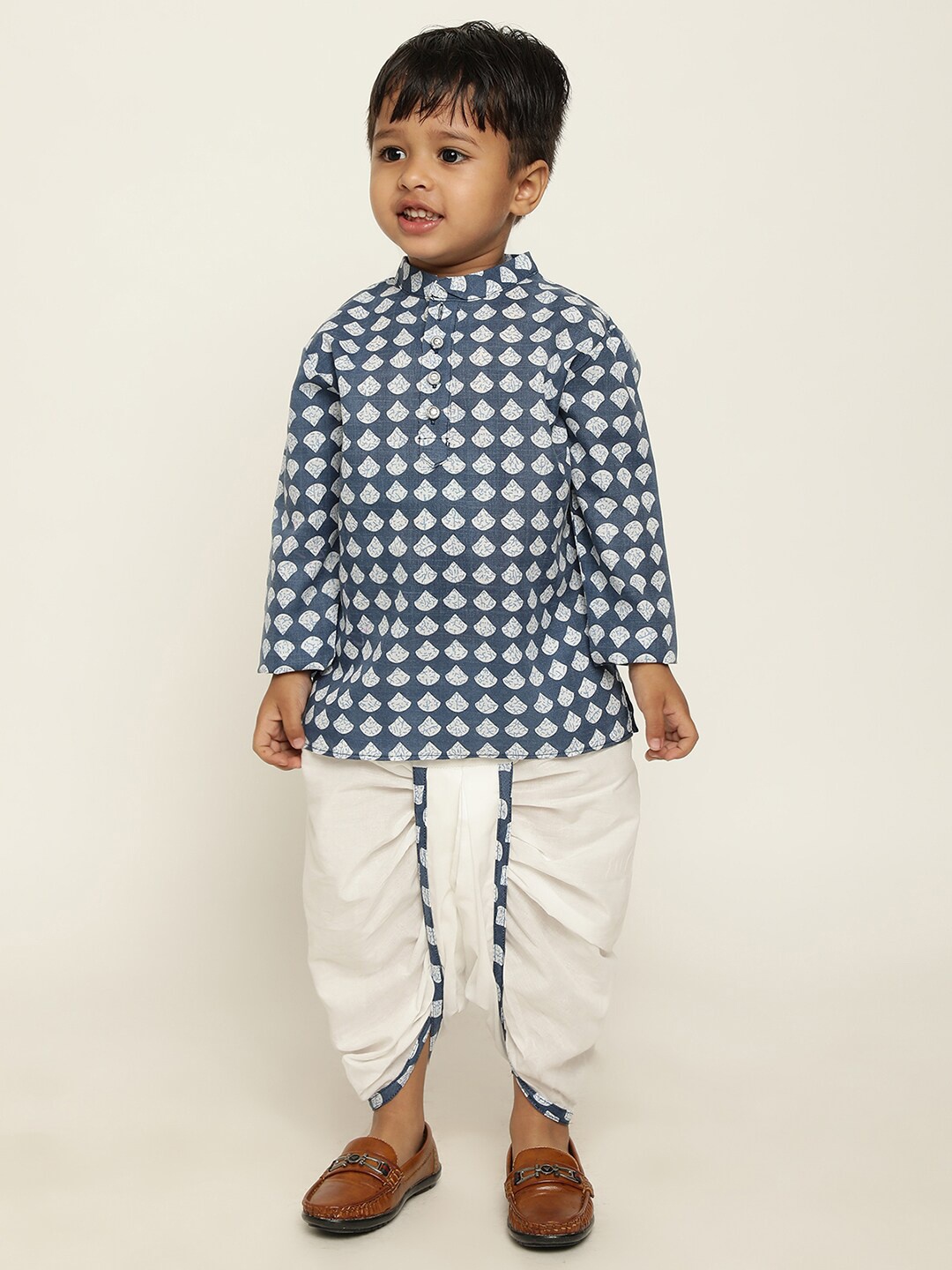 

Stuffie Land Boys Printed Mandarin Collar Straight Kurta with Dhoti Pants, Blue