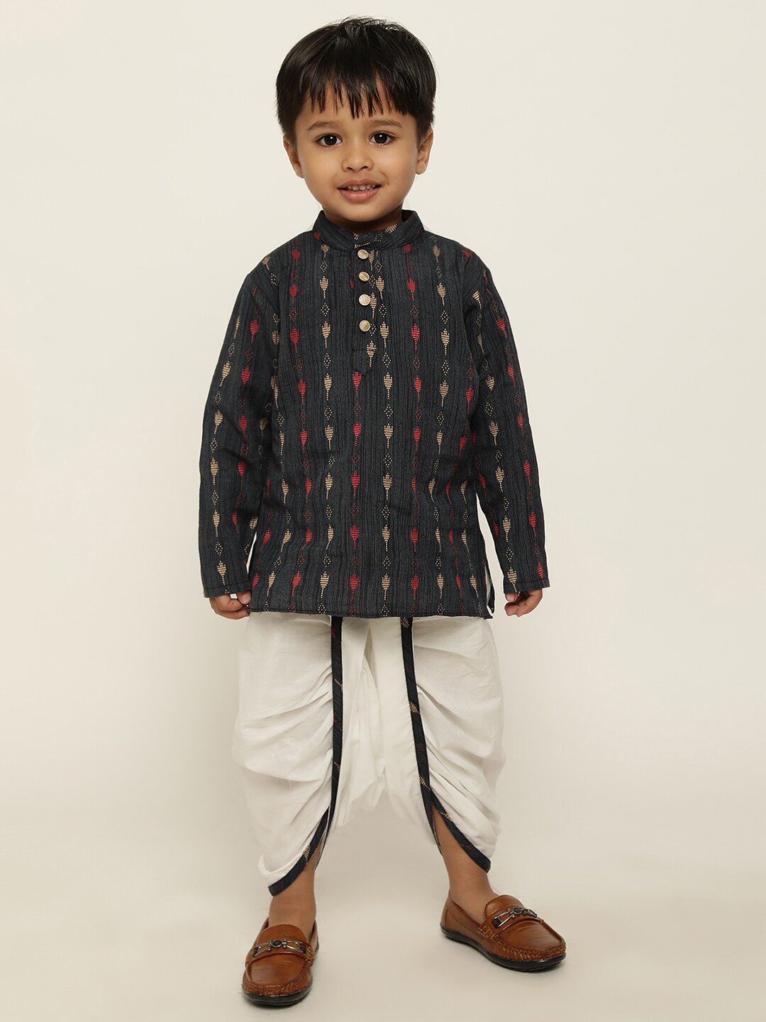 

Stuffie Land Boys Printed Mandarin Collar Straight Kurta with Dhoti Pants, Black