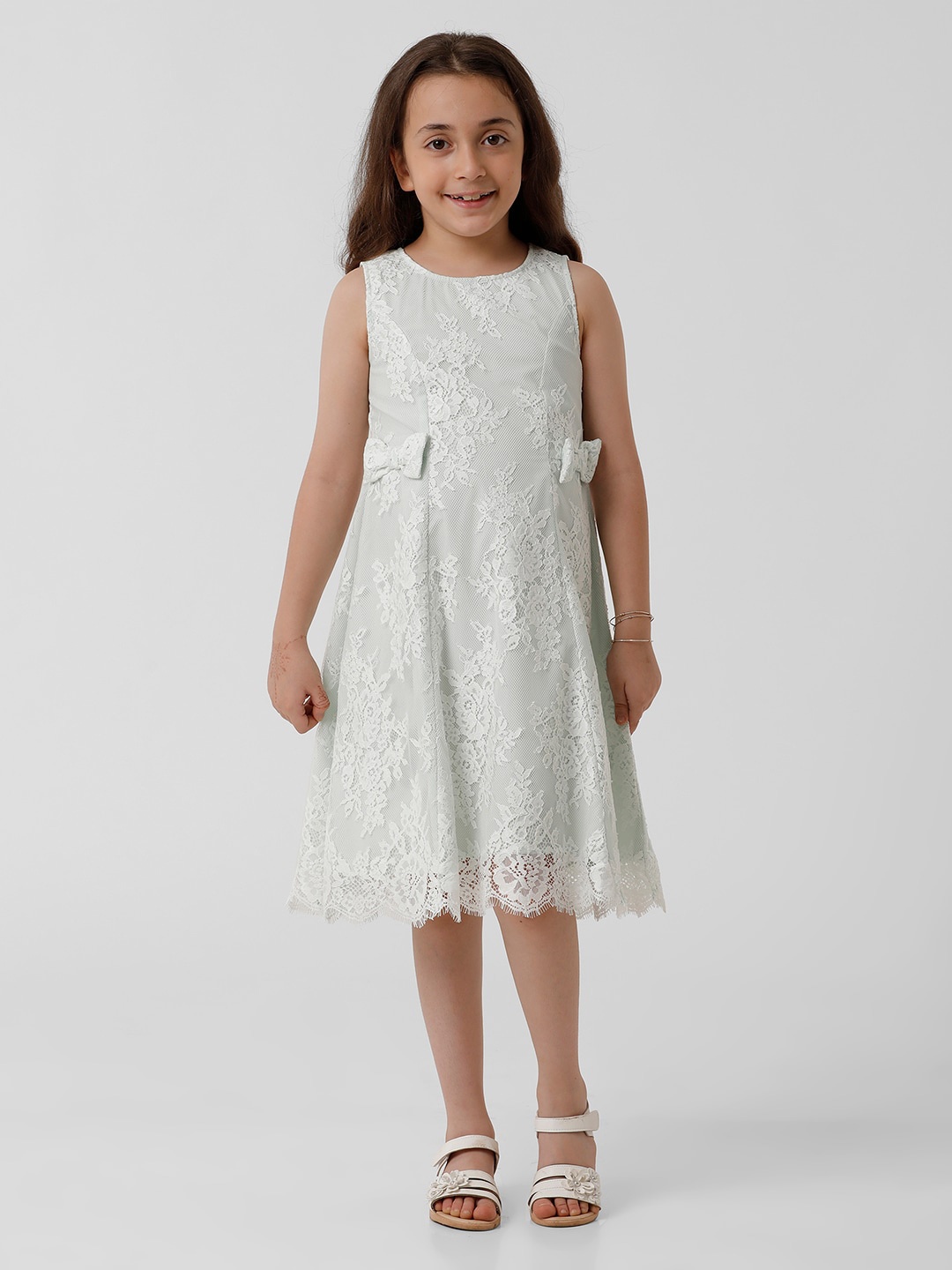 

KATE & OSCAR Girls Round Neck Self Design Lace A-Line Dress, White