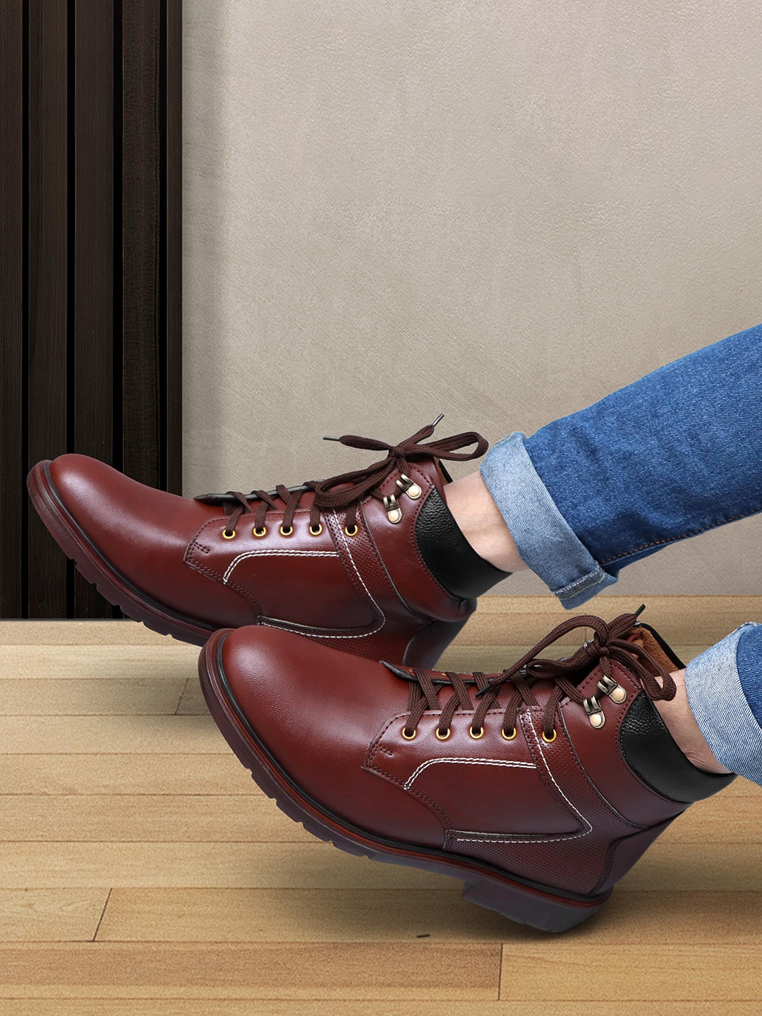 

knoos Men Textured Mid Top Block Heel Biker Boots, Brown