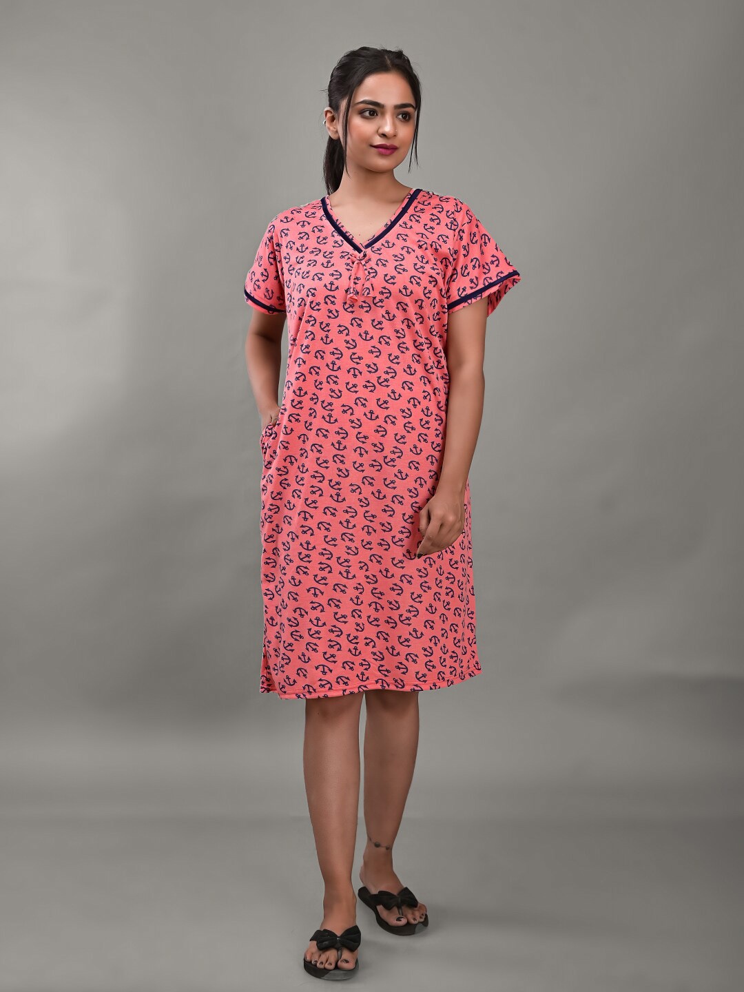 

Apratim Conversational Printed Nightdress, Red