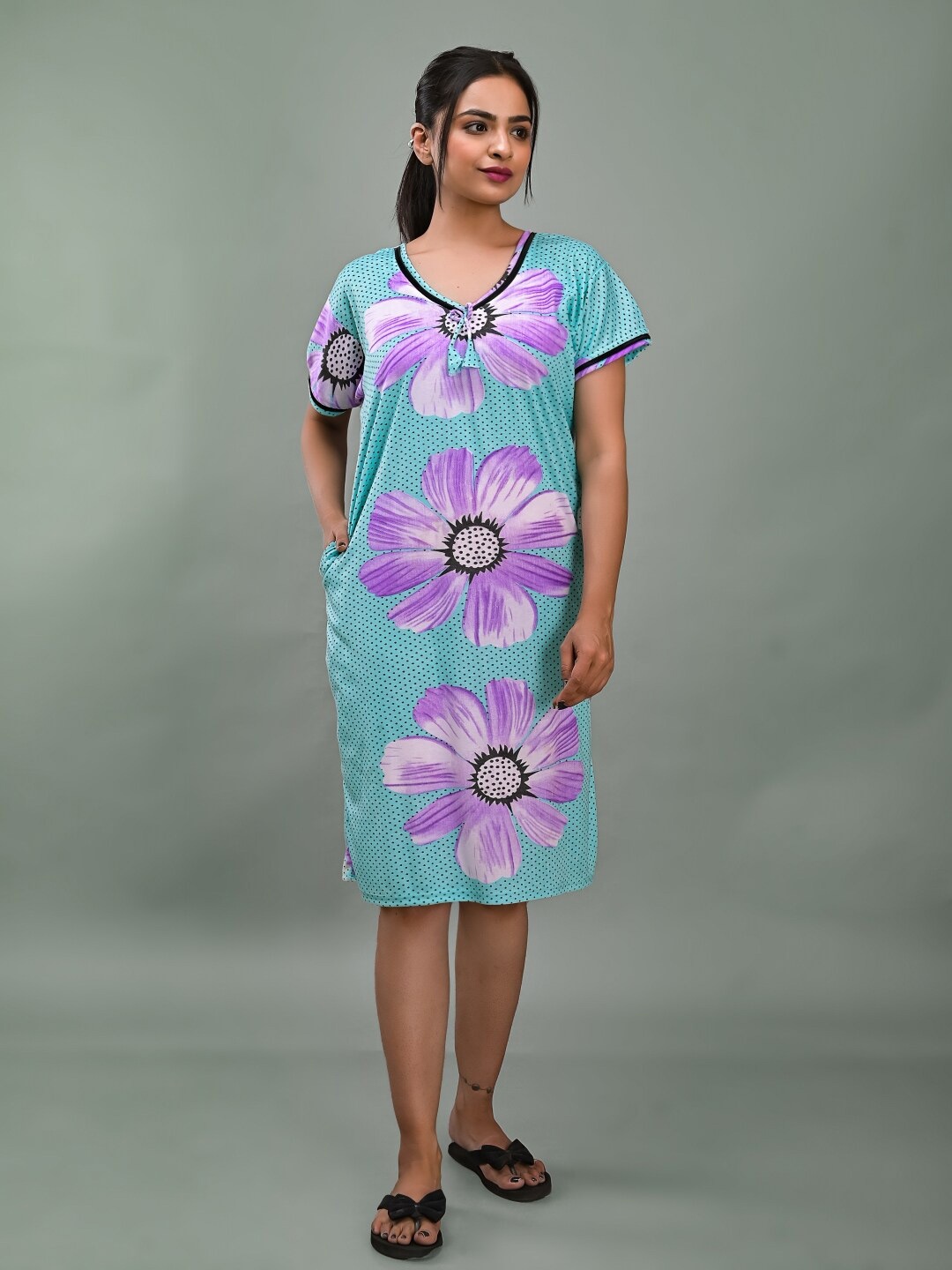 

Apratim Floral Printed Nightdress, Sea green