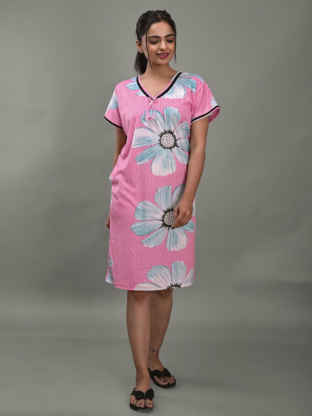 

Apratim Floral Printed Nightdress, Pink