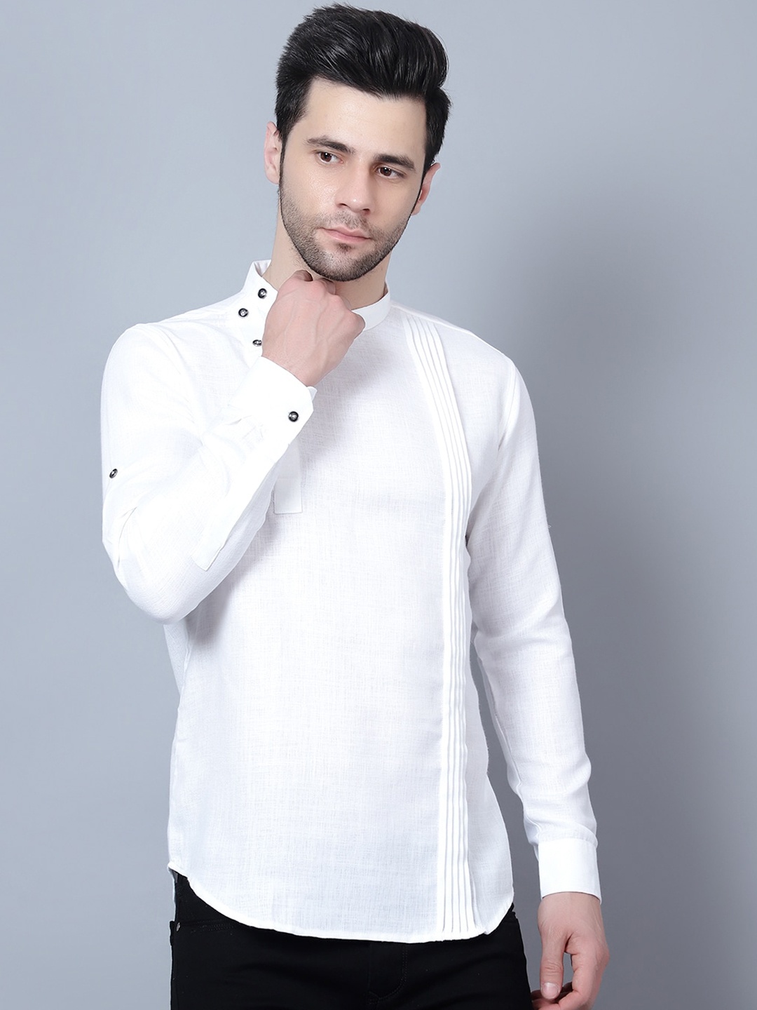 

HERE&NOW Men White Colourblocked Chikankari Kurta