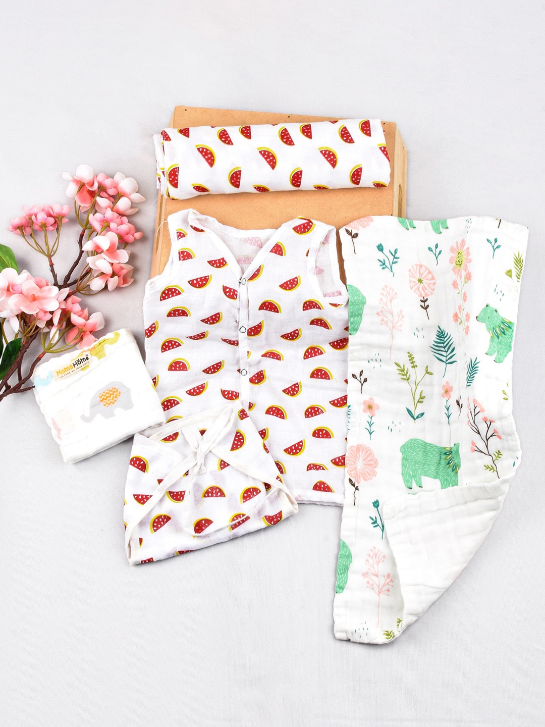 

Moms Home Infants Pack of 5 Organic Cotton Muslin Jhabla & Nappy Combo, White