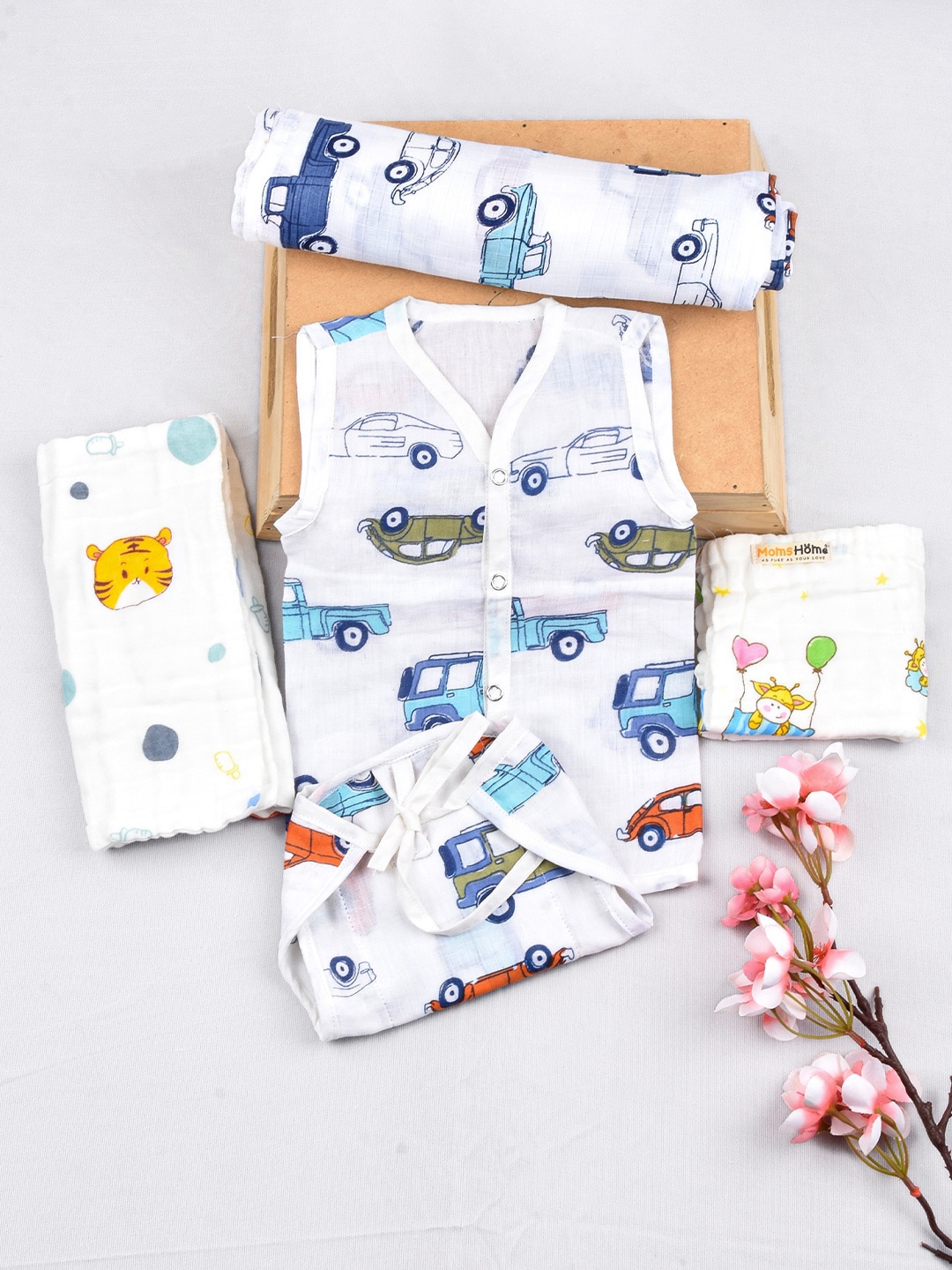 

Moms Home Infants Pack of 5 Organic Cotton Muslin Jhabla & Nappy Combo, White