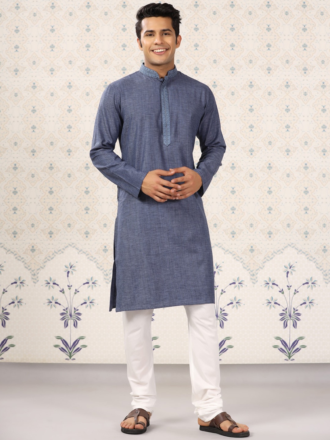 

Ode by House of Pataudi Mandarin Collar Regular Kurta With Churidar, Grey