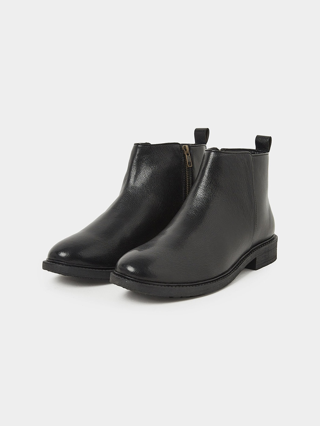 

Styli Men Textured Block Heel Regular Boots, Black