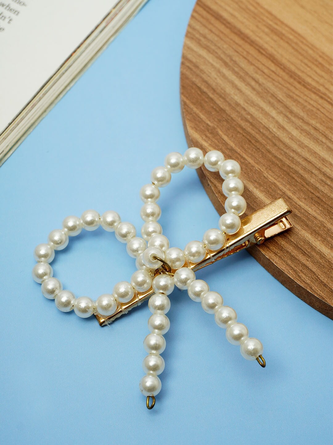 

Ferosh Pearl Bow Alligator Hair Clip, Gold