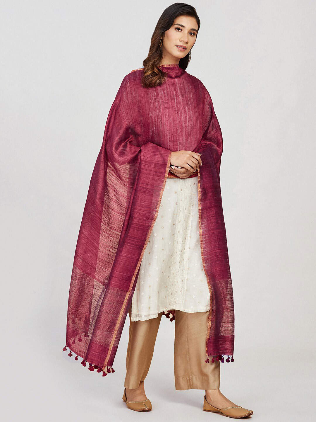 

Fabindia Tasselled Silk Woven Dupatta, Red