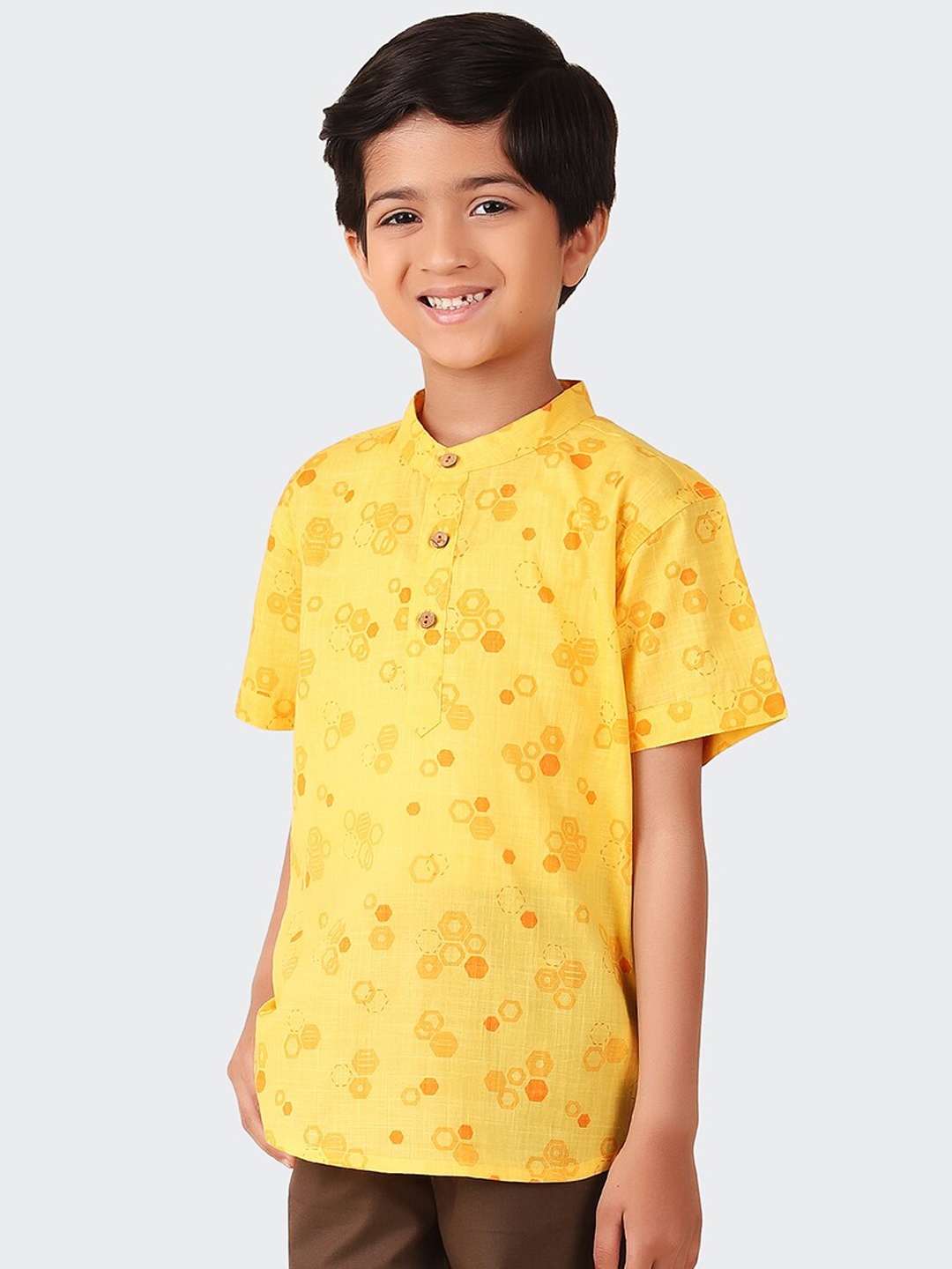 

Fabindia Boys Band Collar Geometric Printed Straight Cotton Kurta, Yellow