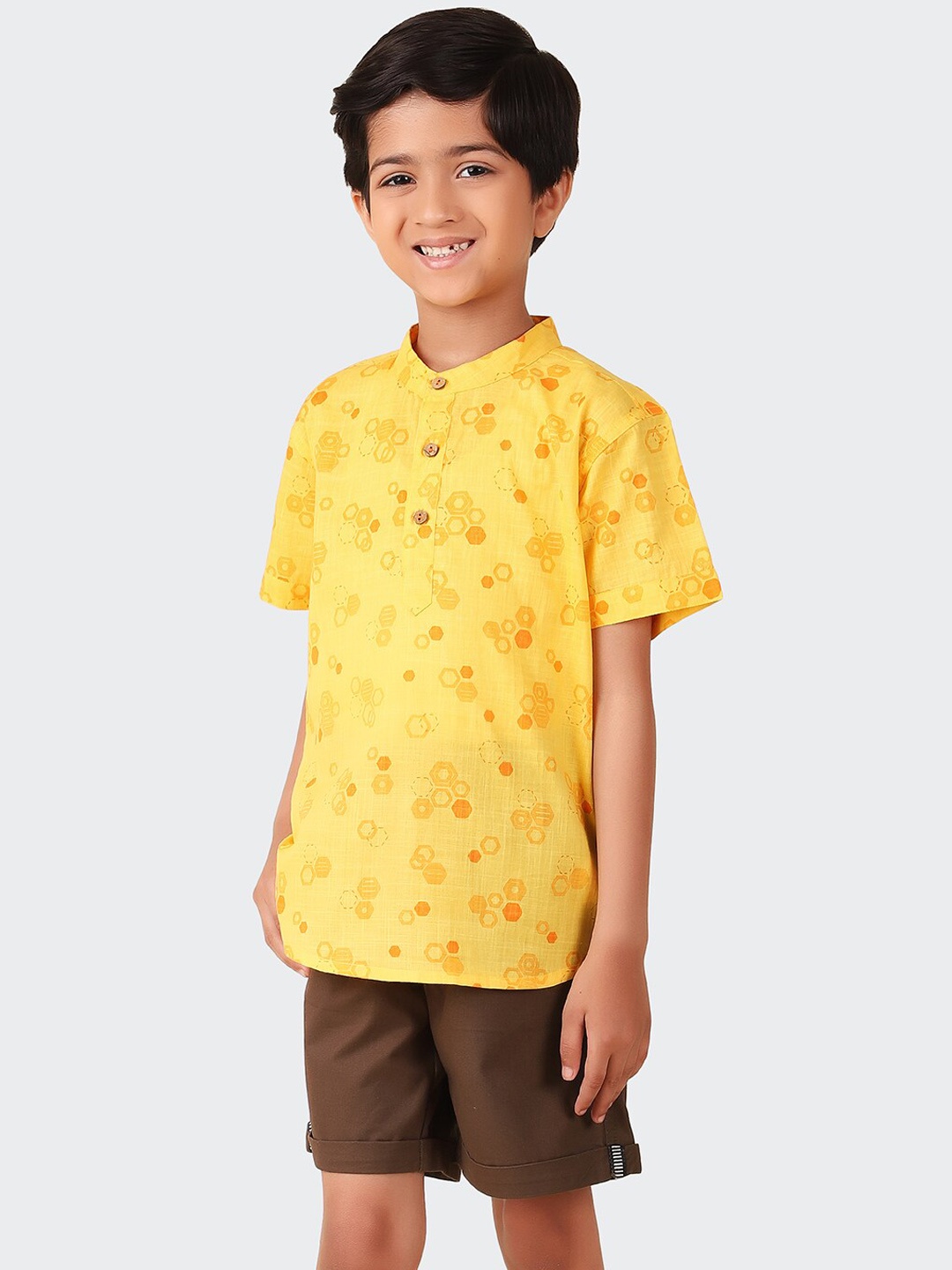 

Fabindia Boys Quirky Printed Mandarin Collar Pure Cotton Short Kurta, Yellow