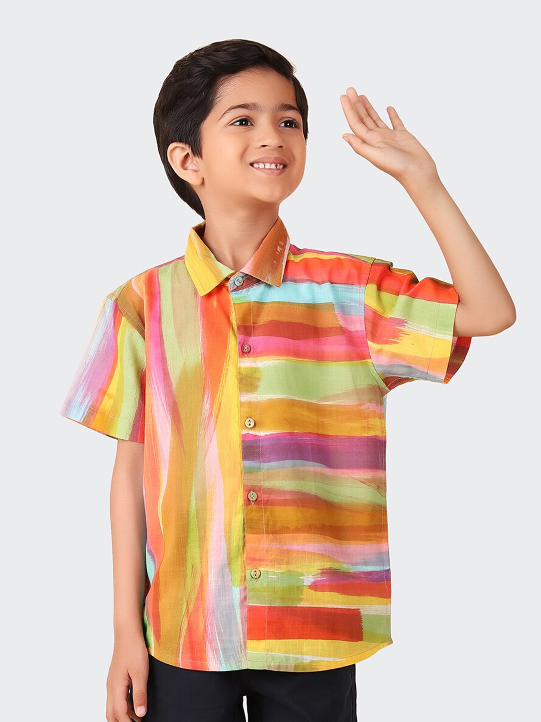 

Fabindia Boys Abstract Printed Spread Collar Short Sleeves Casual Shirt, Yellow