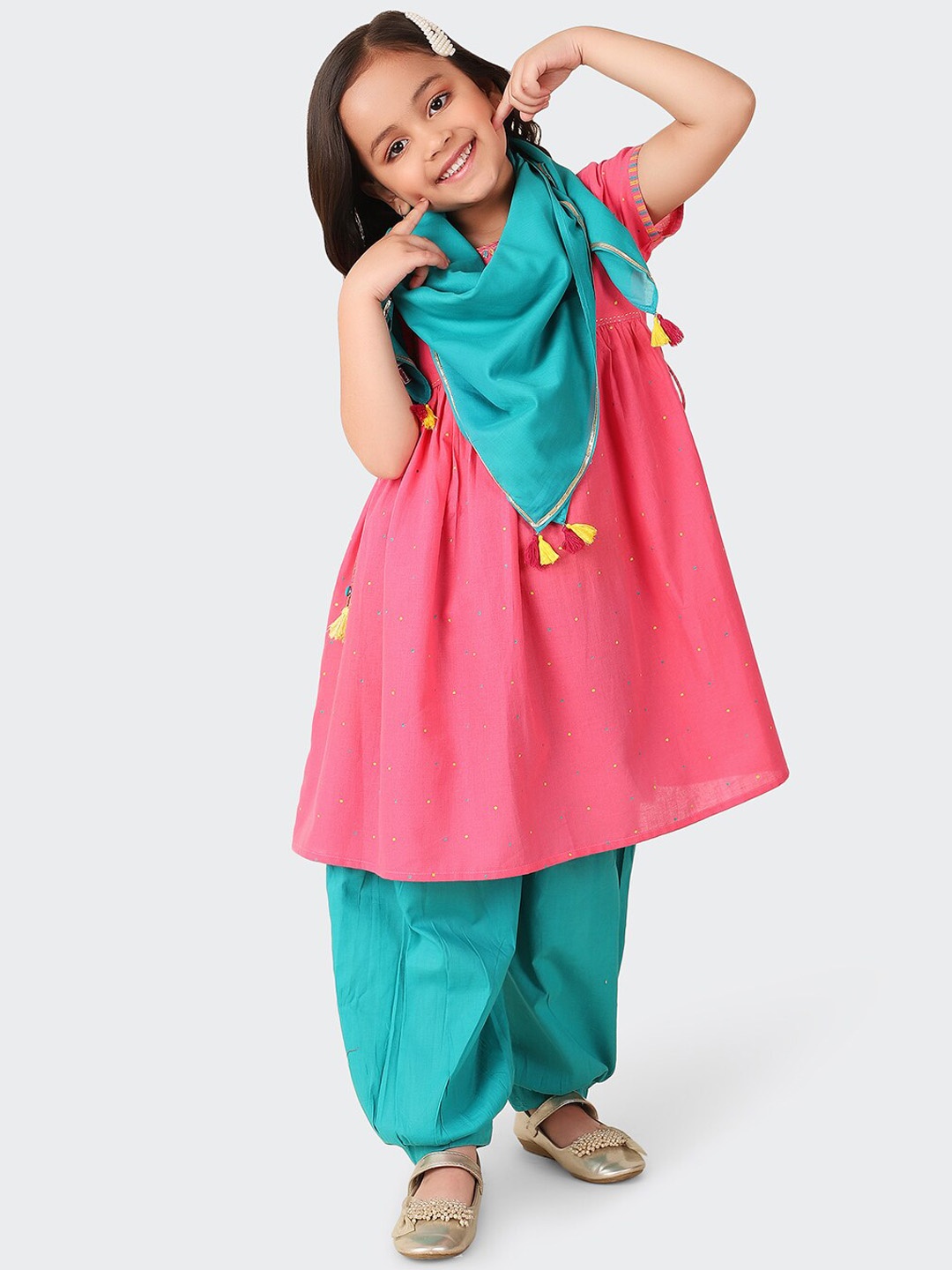 

Fabindia Girls Embroidered Sequined Anarkali Pure Cotton Kurta with Salwar & Dupatta, Pink