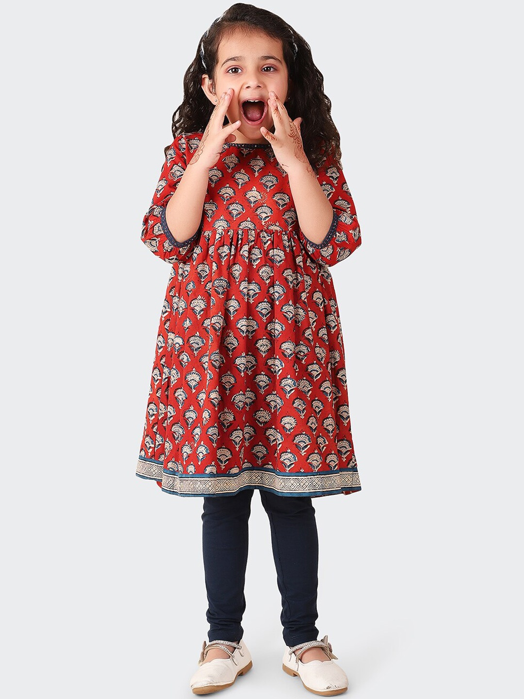 

Fabindia Girls Ethnic Motifs Printed Pure Cotton Kurta with Churidar, Maroon