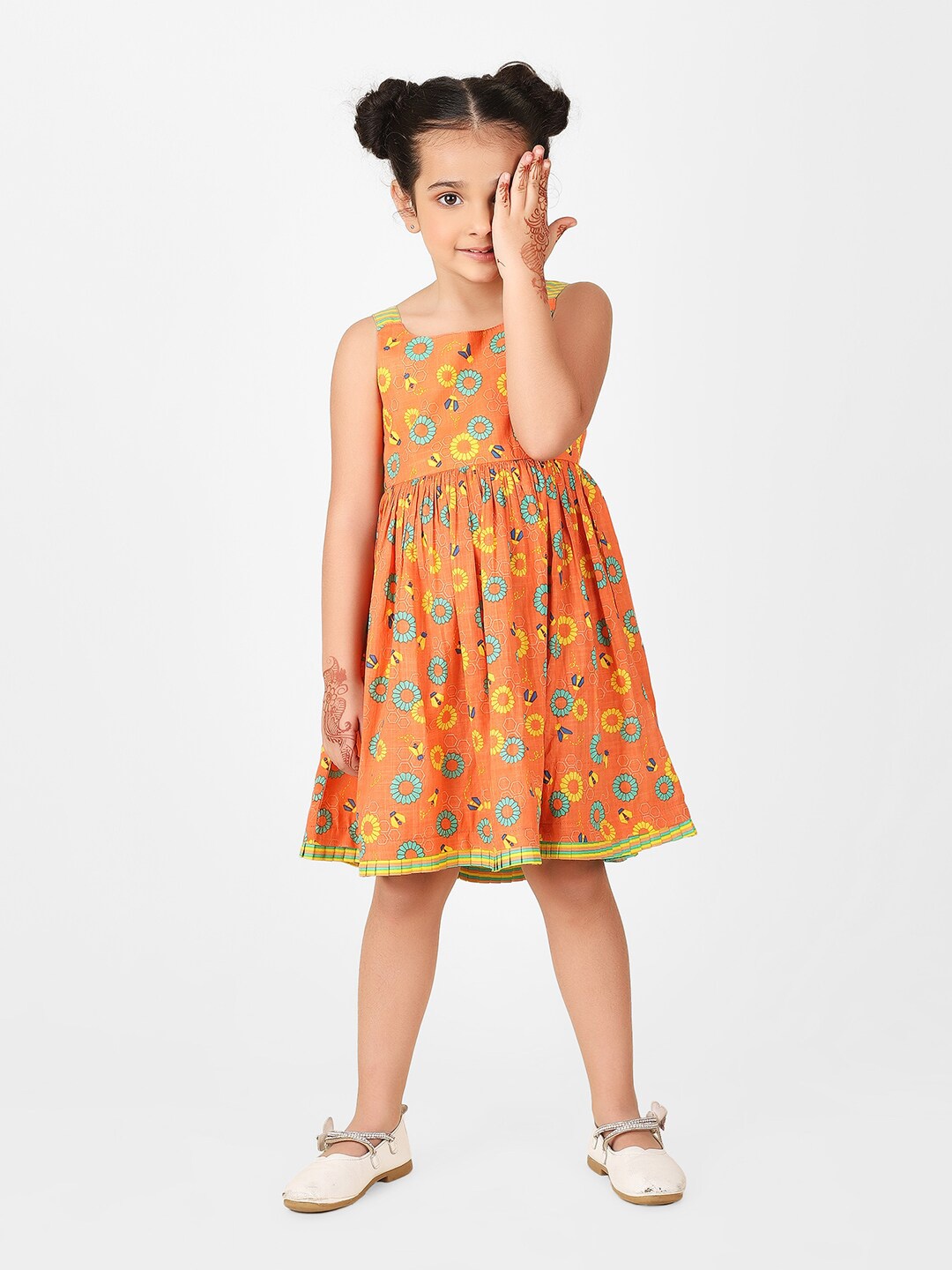 

Fabindia Girls Floral Printed Sleeveless Cotton Fit & Flare Dress, Orange