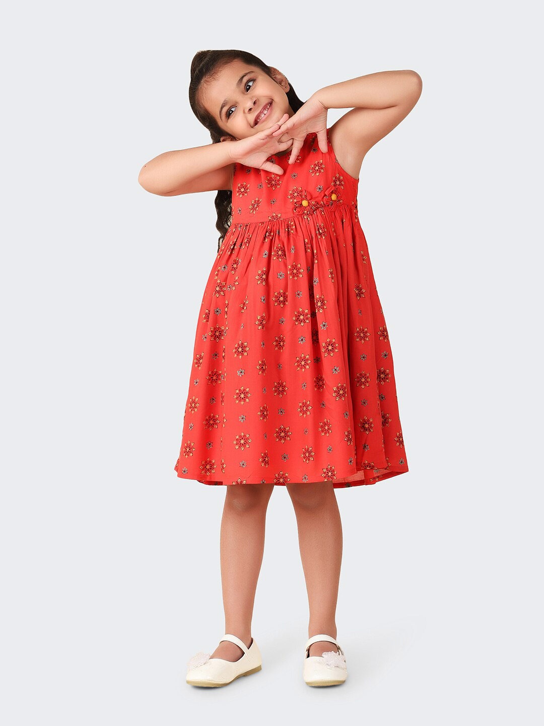 

Fabindia Girls Floral Printed Sleeveless Empire Dress, Red
