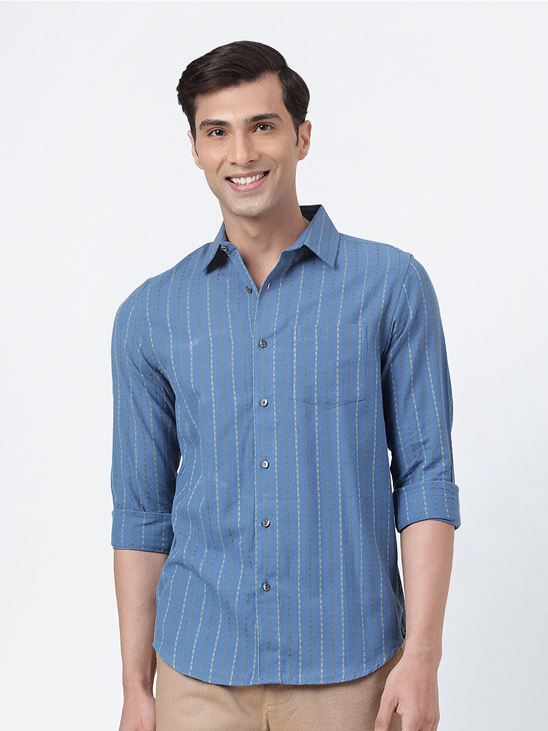 

Fabindia Straight Vertical Striped Cotton Casual Shirt, Blue