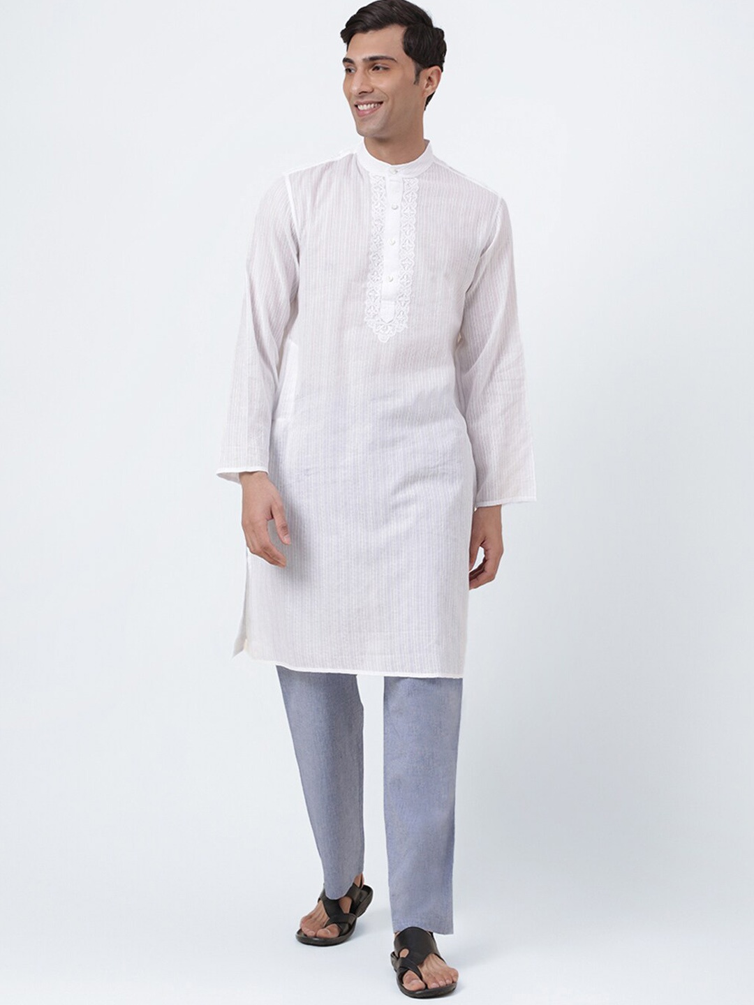 

Fabindia Men Striped Mandarin Collar Thread Work Pure Cotton Kurta, White
