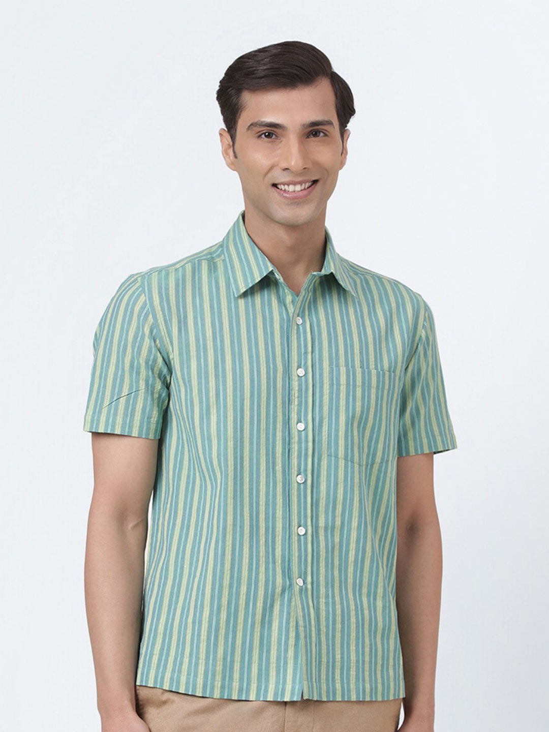 

Fabindia Straight Fit Striped Casual Shirt, Blue