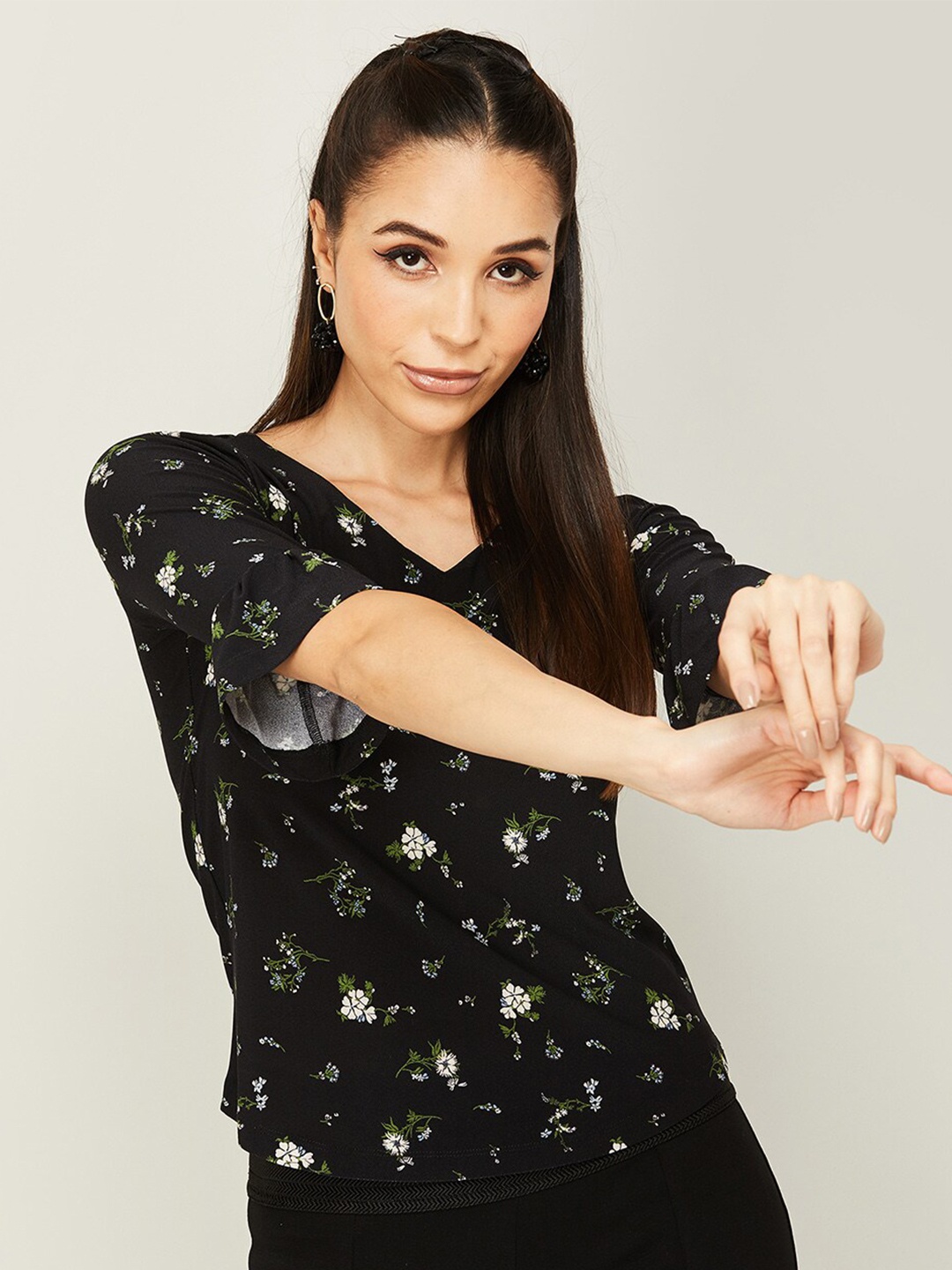 

CODE by Lifestyle Floral Printed Bell Sleeves Top, Black