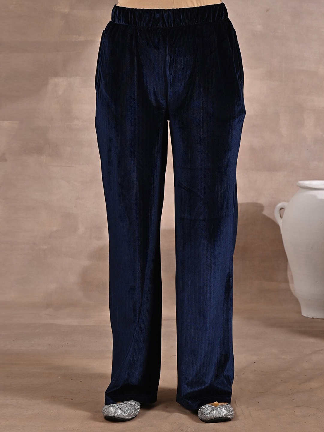 

Lakshita Mid Rise Self Designed Straight Fit Palazzos, Navy blue