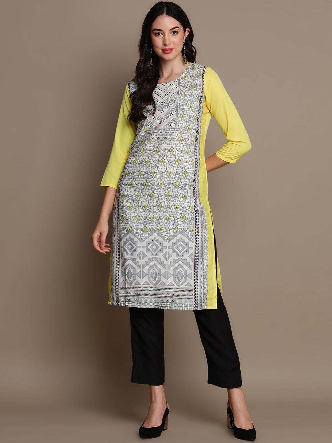 

AHIKA Ethnic Motifs Printed Round Neck Kurta, Yellow