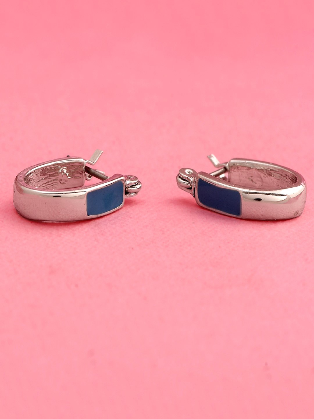 

Estele Rhodium-Plated Classic Hoop Earrings, Silver