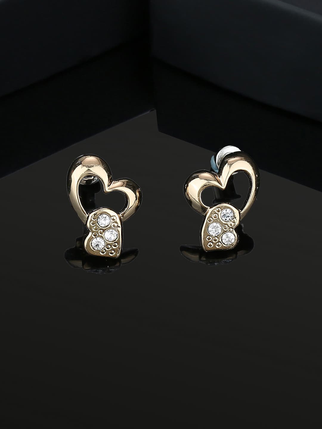 

Estele Gold-Plated Heart Shaped Studs Earrings, White